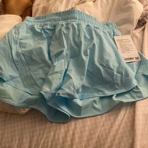 NWT lululemon track that MR short 5 inch